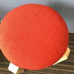 ♪【あげます！0円】お早目の引取希望 椅子 背もたれなし 木製 中古 (NF230520) Zi-1305の画像