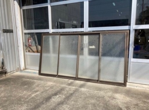 YKKAP社　引違い窓4枚建　単板単体サッシ