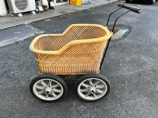 取引中 ‪‬乳母車  ペットの散歩や、畑仕事、ピクニックなどに  しげん屋