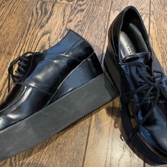 厚底ローファー の画像