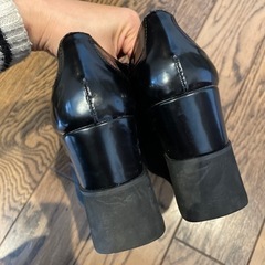 厚底ローファー の画像