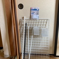 突っ張り棒と各種
