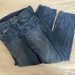 女性のみ購入可。ジーンズ：サイズ２４