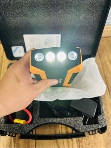 非常用電源 充電器28000mAh マルチバッテリー ジャンプスターター品質保証　【真実電池容量】