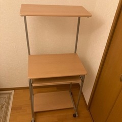 【譲り先決定】コンパクトパソコンデスクの画像