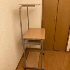 【譲り先決定】コンパクトパソコンデスクの画像