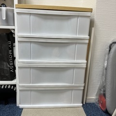 引き出し、カーテンレール