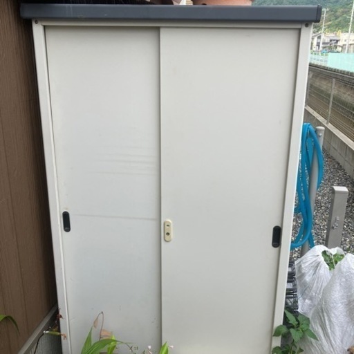 【問い合わせが多いため受け付け終了】物置　3個目