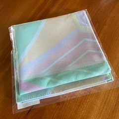 【値下げしました‼️】新品 CLINIQUE/クリニーク ラッピ...