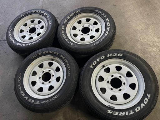 キャラバンに！！  TOYO H20 215/65/16 ホワイトスチール