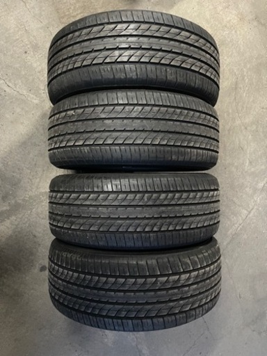 TOYO TRANPATH R30 235/50/18  2018年製 アルファード等