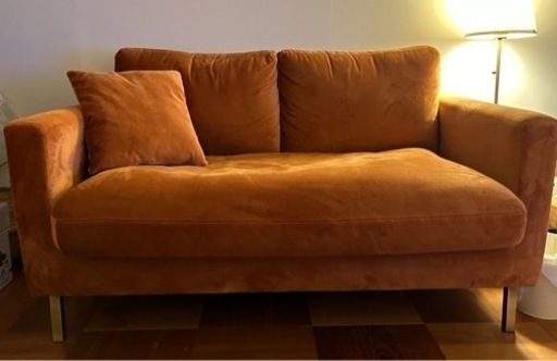 LOWYA 2人掛けソファ フロアソファ ベルベット調 真鍮脚