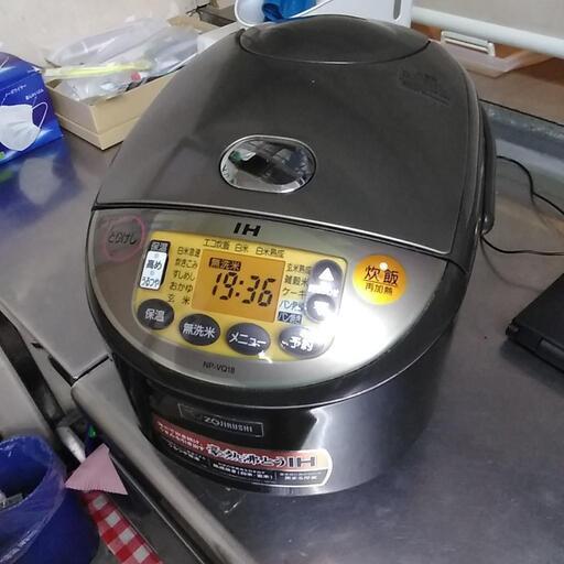 象印　IH 炊飯器　中古　1.8L