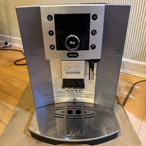 デロンギ　全自動エスプレッソマシン　ESAM5500MH