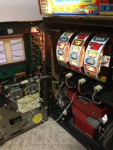 中古 パチスロ  3号機  コンチネンタルIII赤パネル コインレス仕様