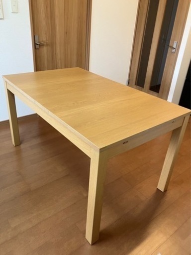 IKEA テーブル