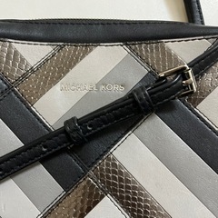 マイケルコース　ショルダーバッグの画像