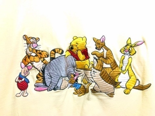 ◆◇◆◇ 【MICKEY.INC】 海外版ビンテージくまのプーさん キャラ刺繍 ディズニーTシャツ