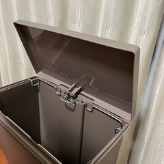 【受け渡し予定者決定済】kcudワイドペダルペール・ブラウン（ペダル式ダストボックス）の画像
