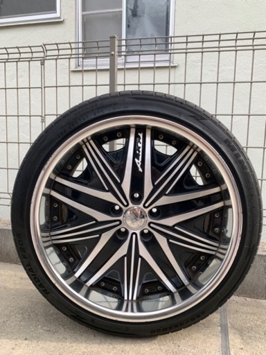 アミスタット　マドゥーラ　タイヤホイール