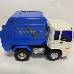 中型ゴミ収集車　プラスチック