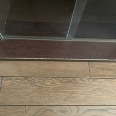 4段ガラスラックの画像