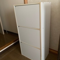 3段ラックの画像