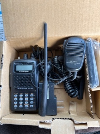 YAESU FT-60 デュアルバンド　スタンダード