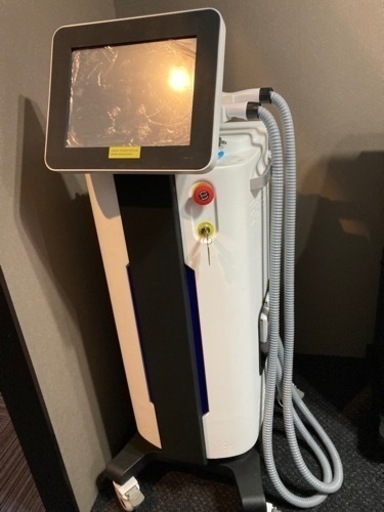 業務用脱毛機　1年使用　SHR,iPL,フォトなど