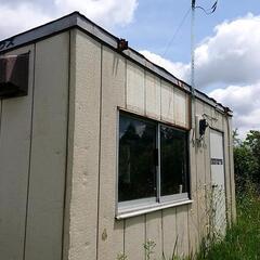 貸プレハブ&コンテナ 土地50坪 電気工事済 エアコン付