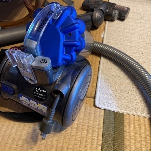 ダイソン　掃除機　¥6000