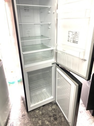北九州市内配送無料　保証付き　2020年式maxzen ファン式 231L 2ドア冷凍冷蔵庫 ガンメタリック JR230ML01GM