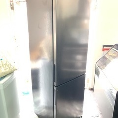 北九州市内配送無料　保証付き　2020年式maxzen ファン式 231L 2ドア冷凍冷蔵庫 ガンメタリック JR230ML01GM