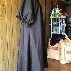 手作り　黒のワンピースの画像