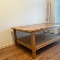 IKEAテーブル