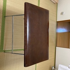 折りたたみ机の画像