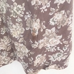 花柄パープル半袖シャツの画像