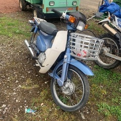 スーパーカブ　50 エンジンかかります