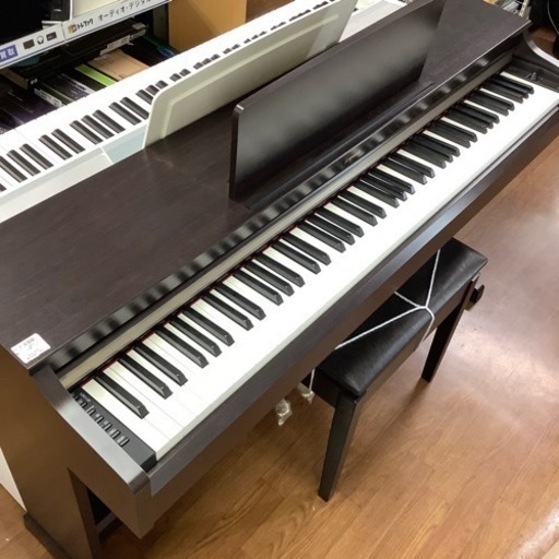 電子ピアノ　YAMAHA YDP-162 2015年製　椅子付き
