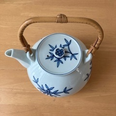 【値下げ】大きな　土瓶　急須　寿山？の画像