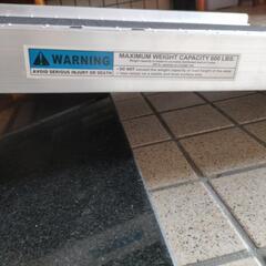 車椅子用ステップの画像