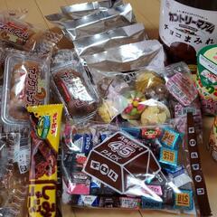 ヤングドーナツ チロルチョコ じゃがり等 お菓子大量セットNo.1の画像