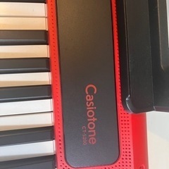 2021年製CASIO® CT-S200RD 電子キーボード　赤色　お値下げしましたの画像