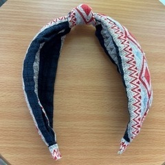 ヘアリボン カチューシャ　美品の画像