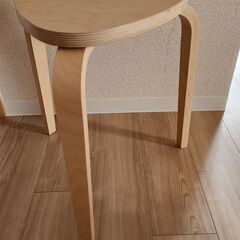 北欧スツール by IKEA