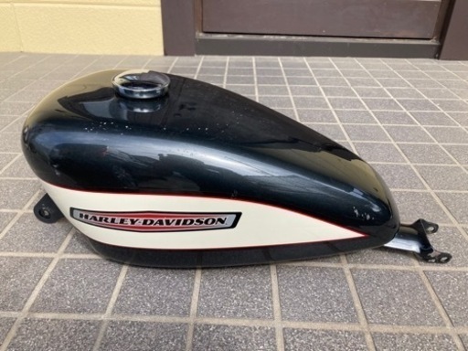 スポーツスター１２００R タンク