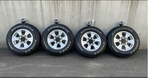 ハイエース200系　ホワイトレター