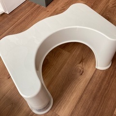 トイレ用サポート足置き台の画像