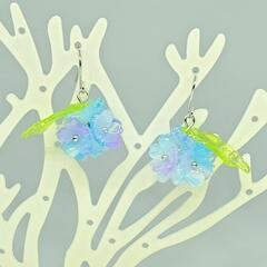 (ハンドメイド)こんぺいとうみたいな紫陽花ピアス♪①の画像