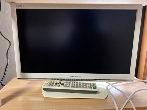 SHARP 19インチ　地デジ対応テレビ